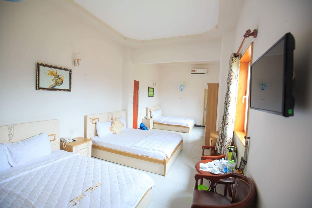 Jiny Tran Hotel Duong Dong  Exterior photo
